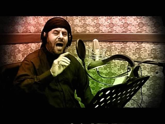 علاقتنة عجيبة