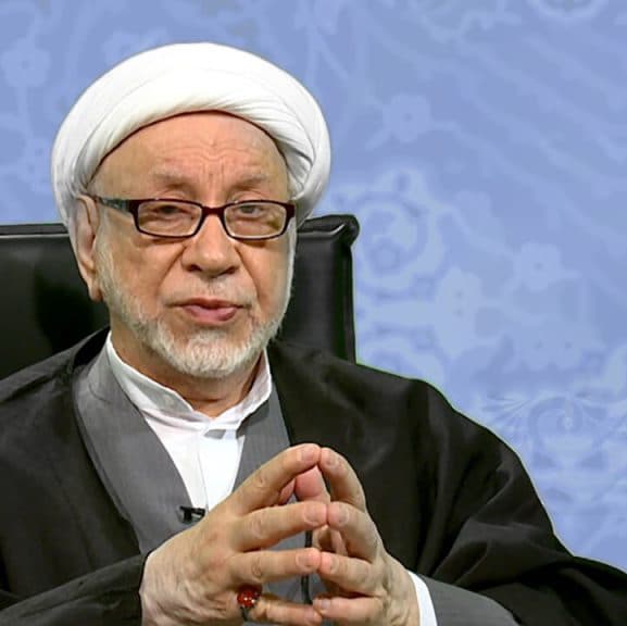 من هي فاطمة المعصومة