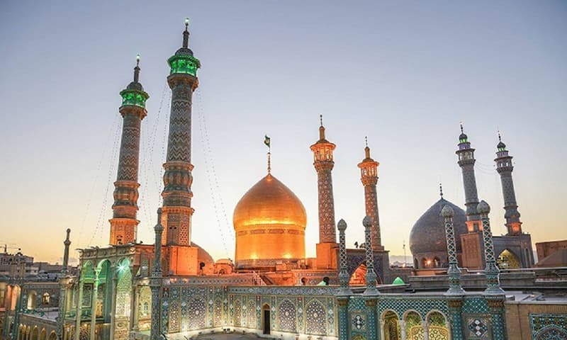 كريمة أهل البيت السيدة المعصومة (سلام الله عليها)