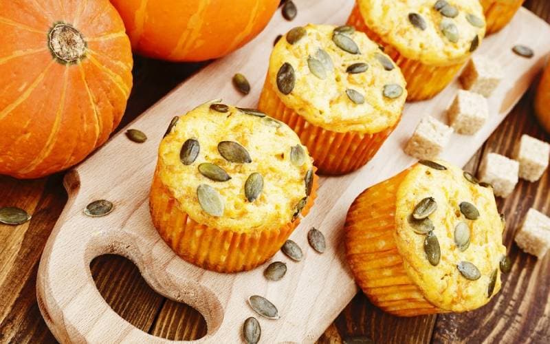 كب كيك اليقطين: طعم الخريف في كل قضمة كب كيك اليقطين: طعم الخريف في كل قضمة