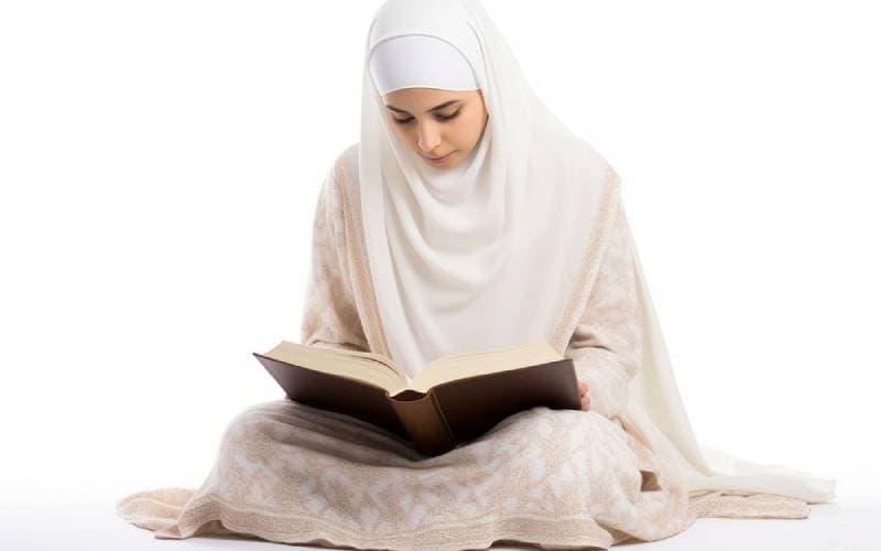 المرأة في القرآن: طريق الكرامة الإلهية والتقوى المرأة في القرآن: طريق الكرامة الإلهية والتقوى